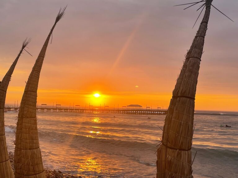 Huanchaco – byen der havet kommer nærmere